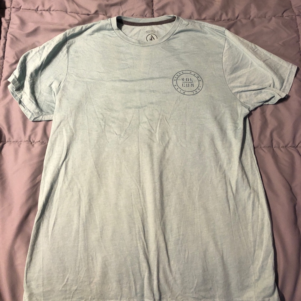 Volcom Men’s T-shirt size Medium